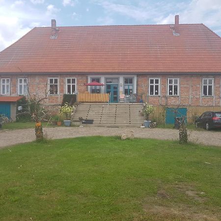 Gutshaus Pinnow Pinnow  Екстериор снимка